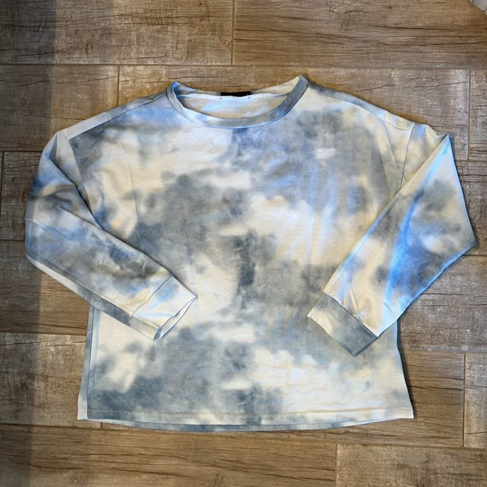 Blue Tie-Dye Lounge Set - Picture 3 of 3